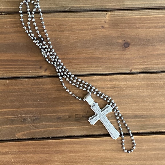 Stainless Diamond Cross - Picture 2 of 2